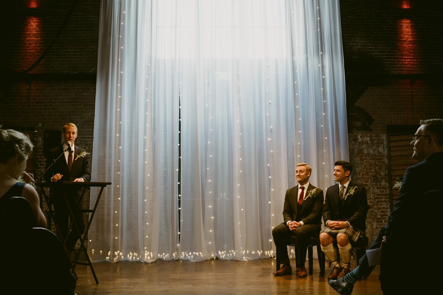 amsterdam wedding photographer ceremony speech mark hadden