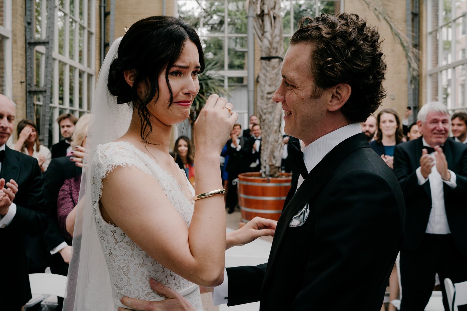 getting married in hortus amsterdam photography by mark hadden trouwfotograaf