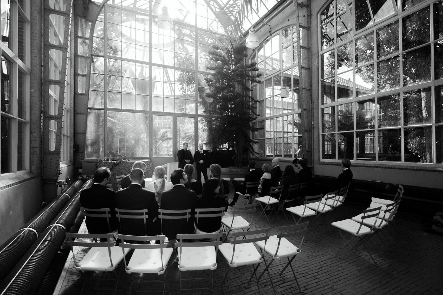 wedding ceremony at botanic garden photo by  mark hadden photographer