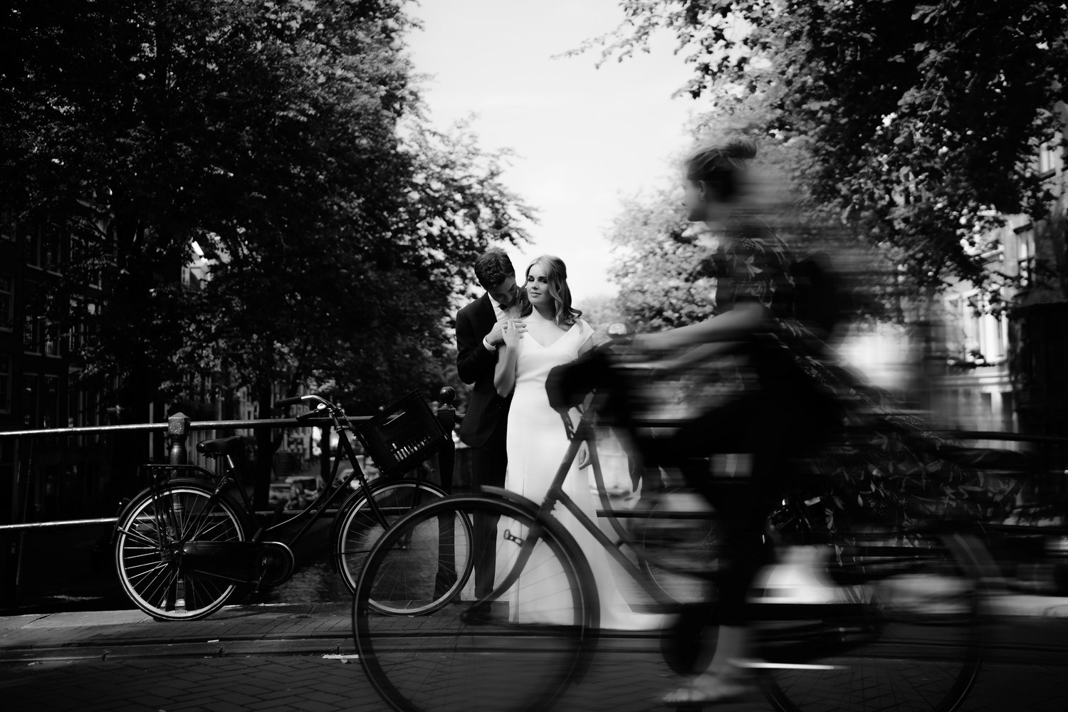 Amazing Wedding photography in Amsterdam by Mark Hadden