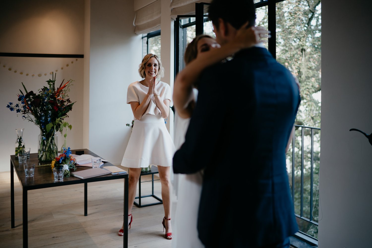 first kiss wedding photography moments photographer mark hadden amsterdam